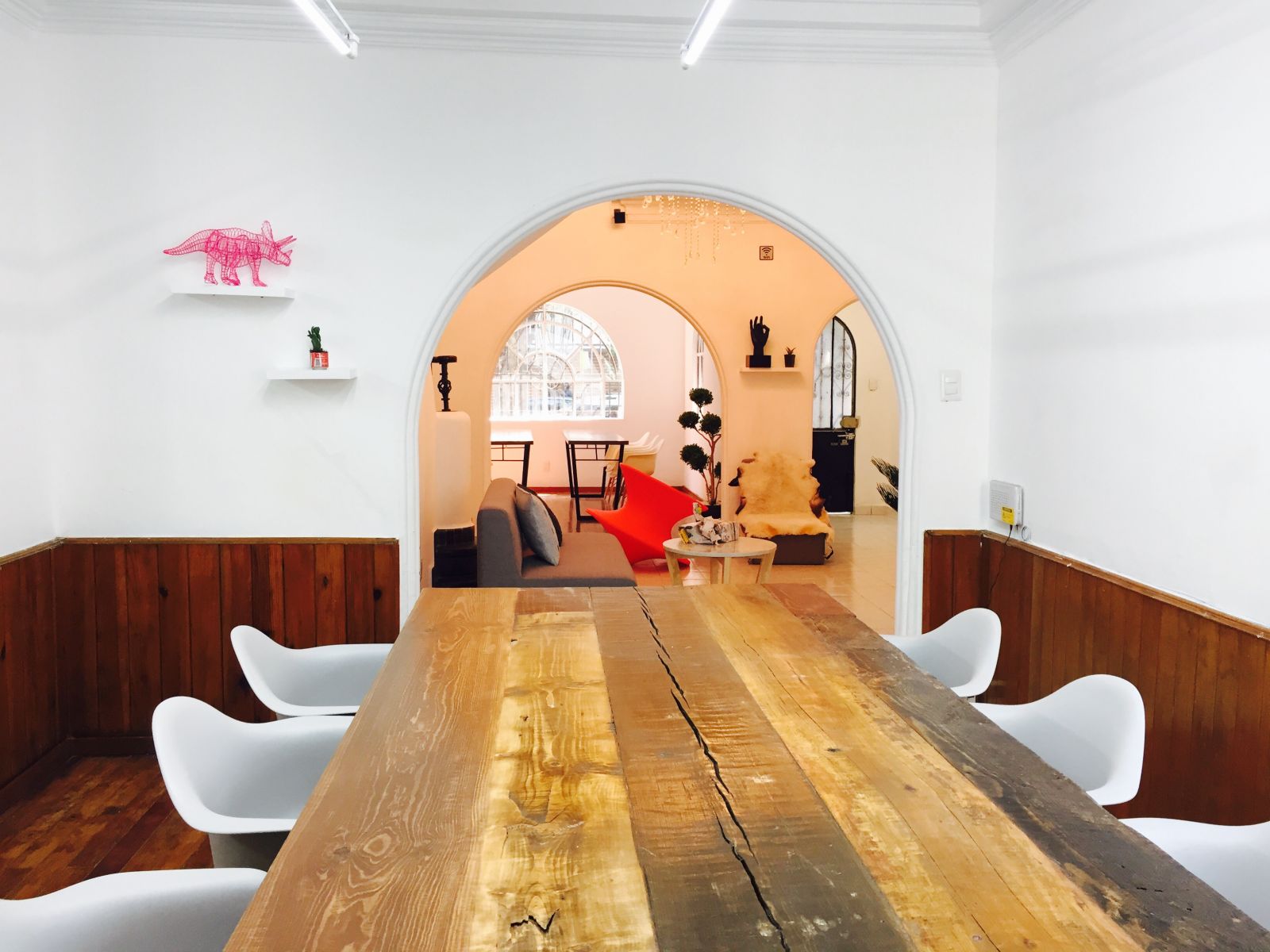 INHOUSE DEL VALLE image 2