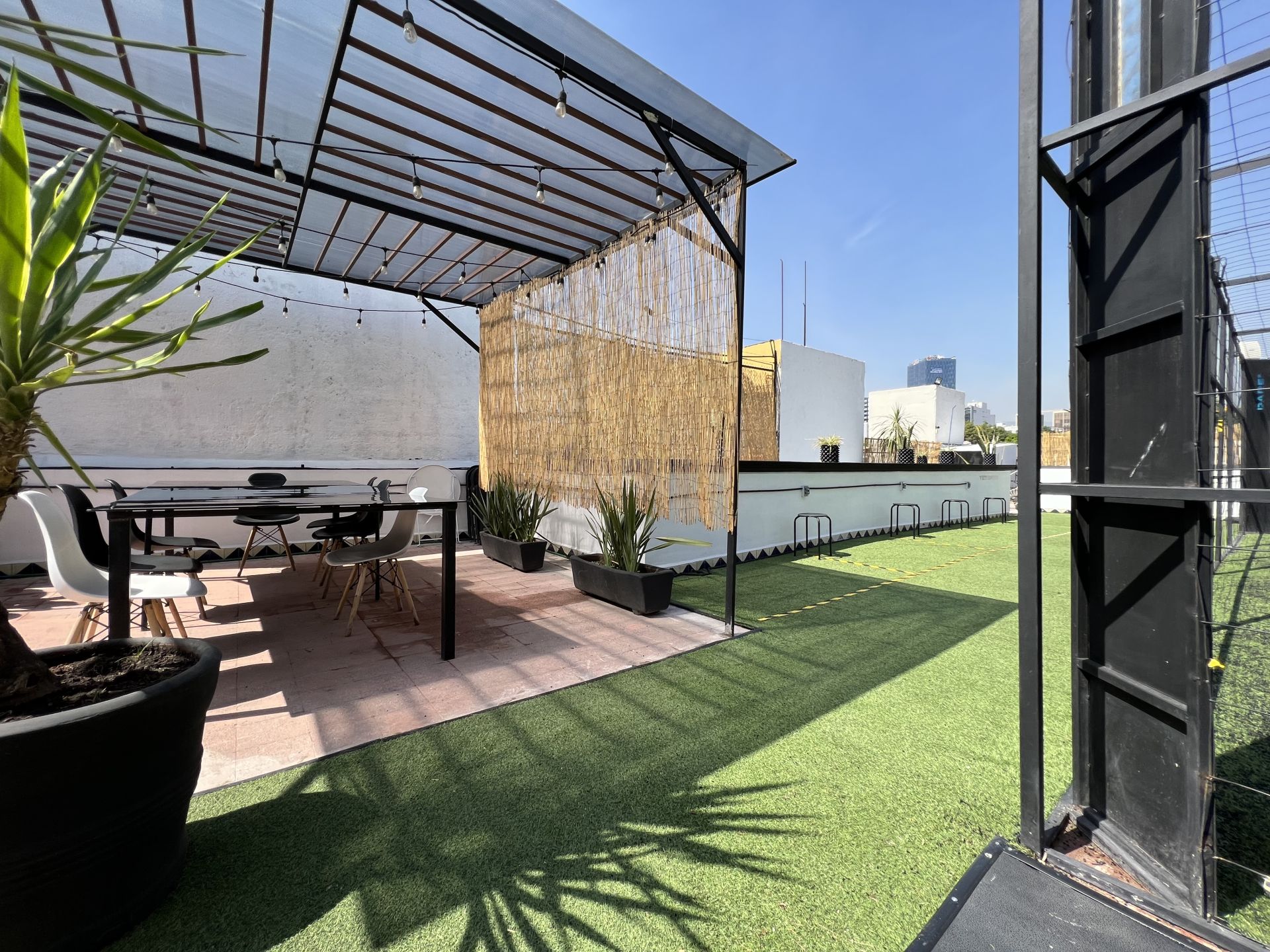 INHOUSE INSURGENTES SAN BORJA image 4