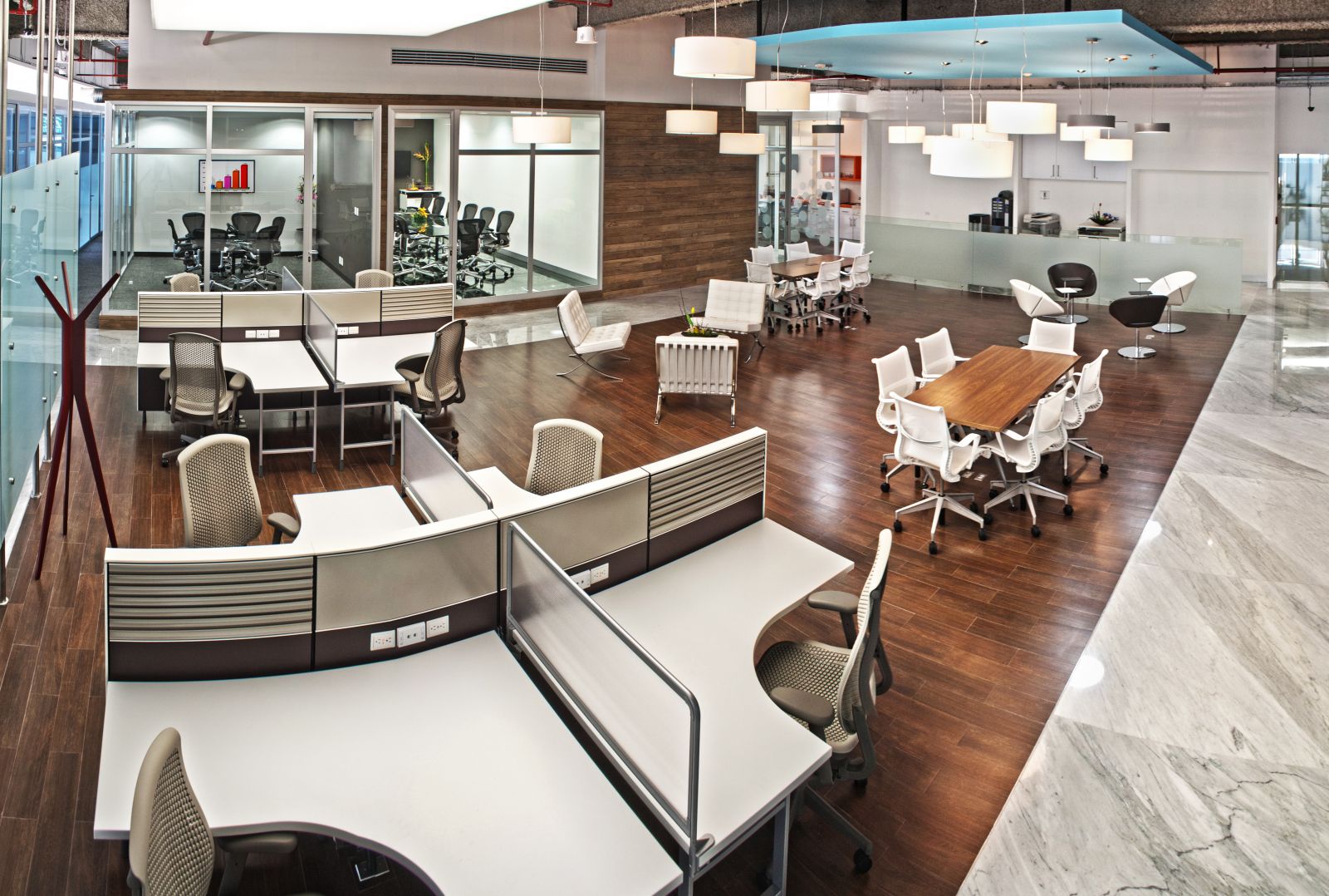 IOS OFFICES CORPORATIVO CEO image 4