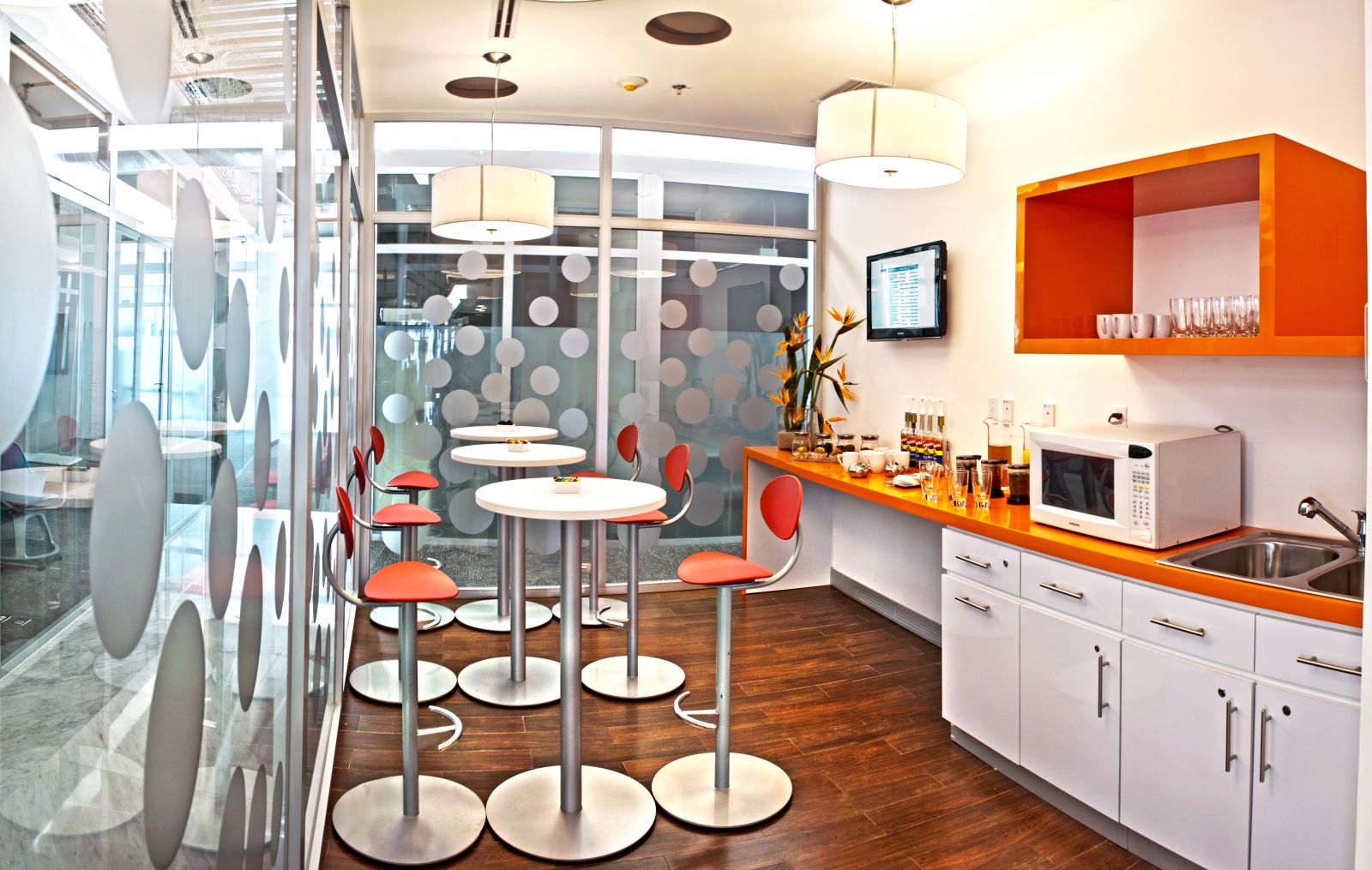 IOS OFFICES CORPORATIVO CEO image 3