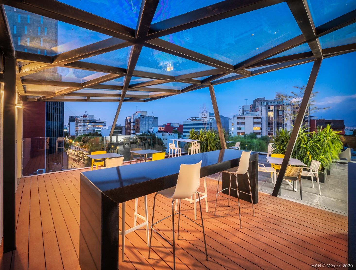 Net(work) Insurgentes image 2