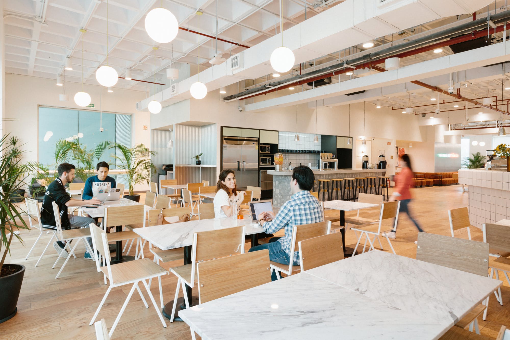 WeWork Arcos Bosques image 4