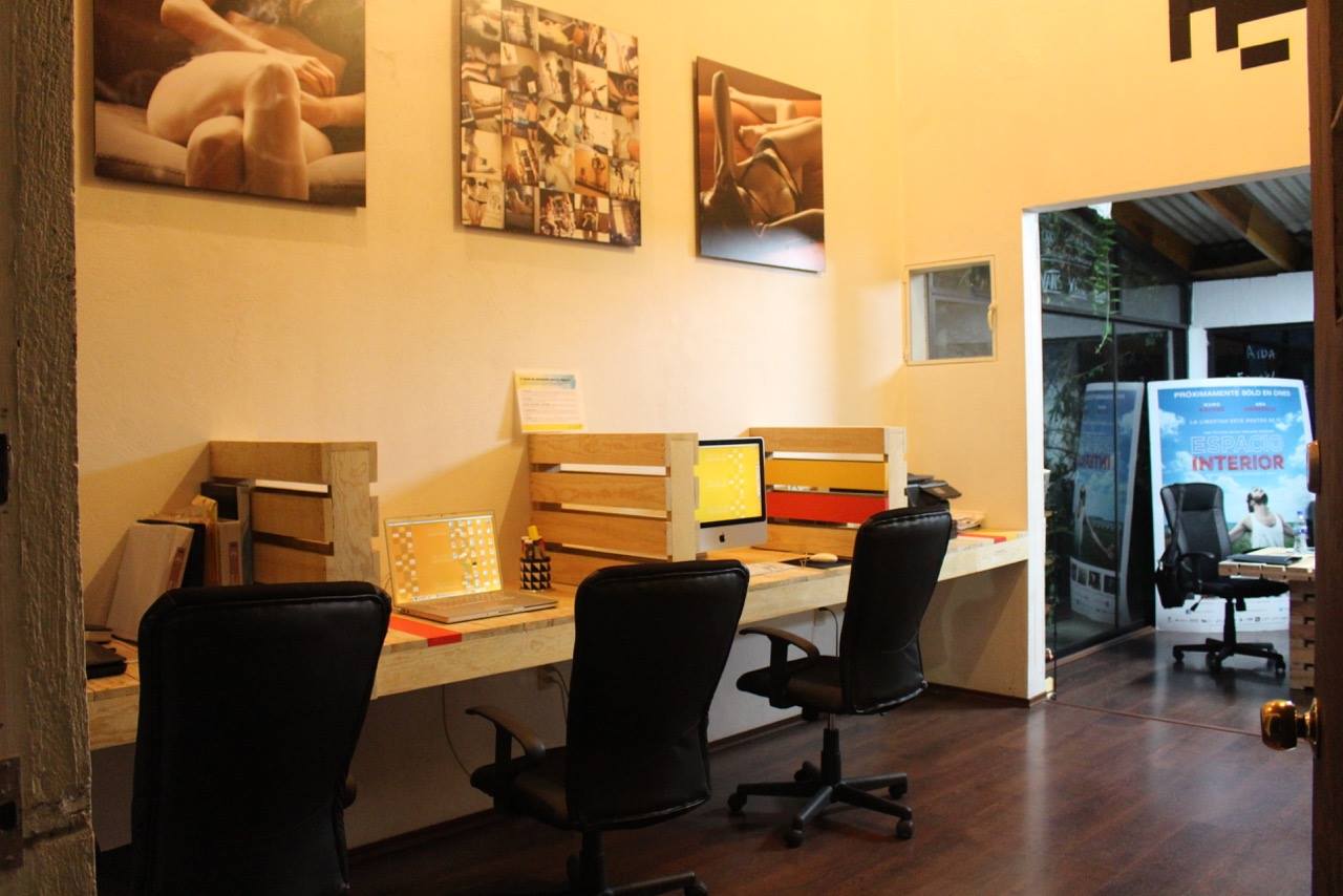 Yellow 19­° Coworking Spaces image 3