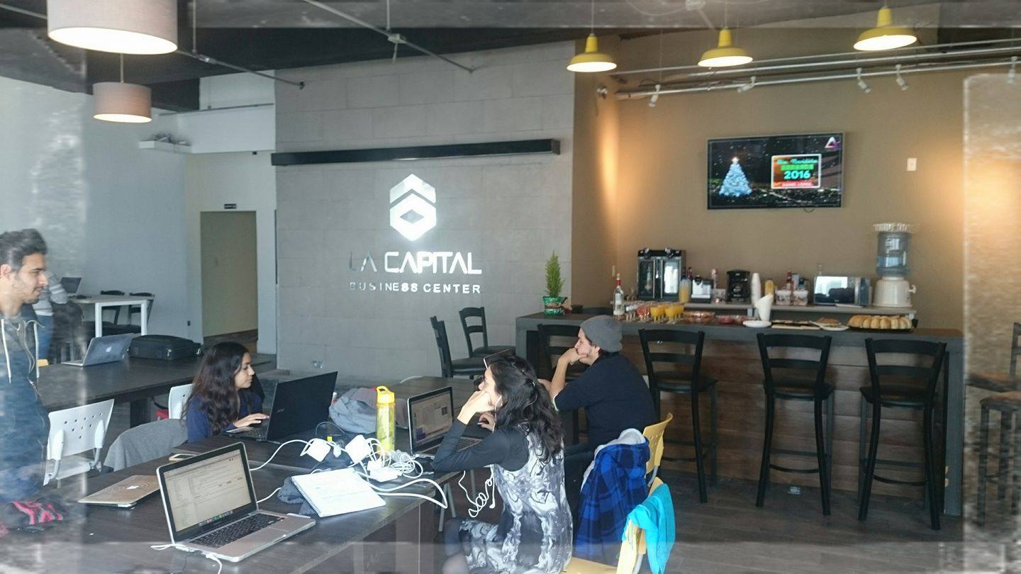 La Capital Business Center image 5
