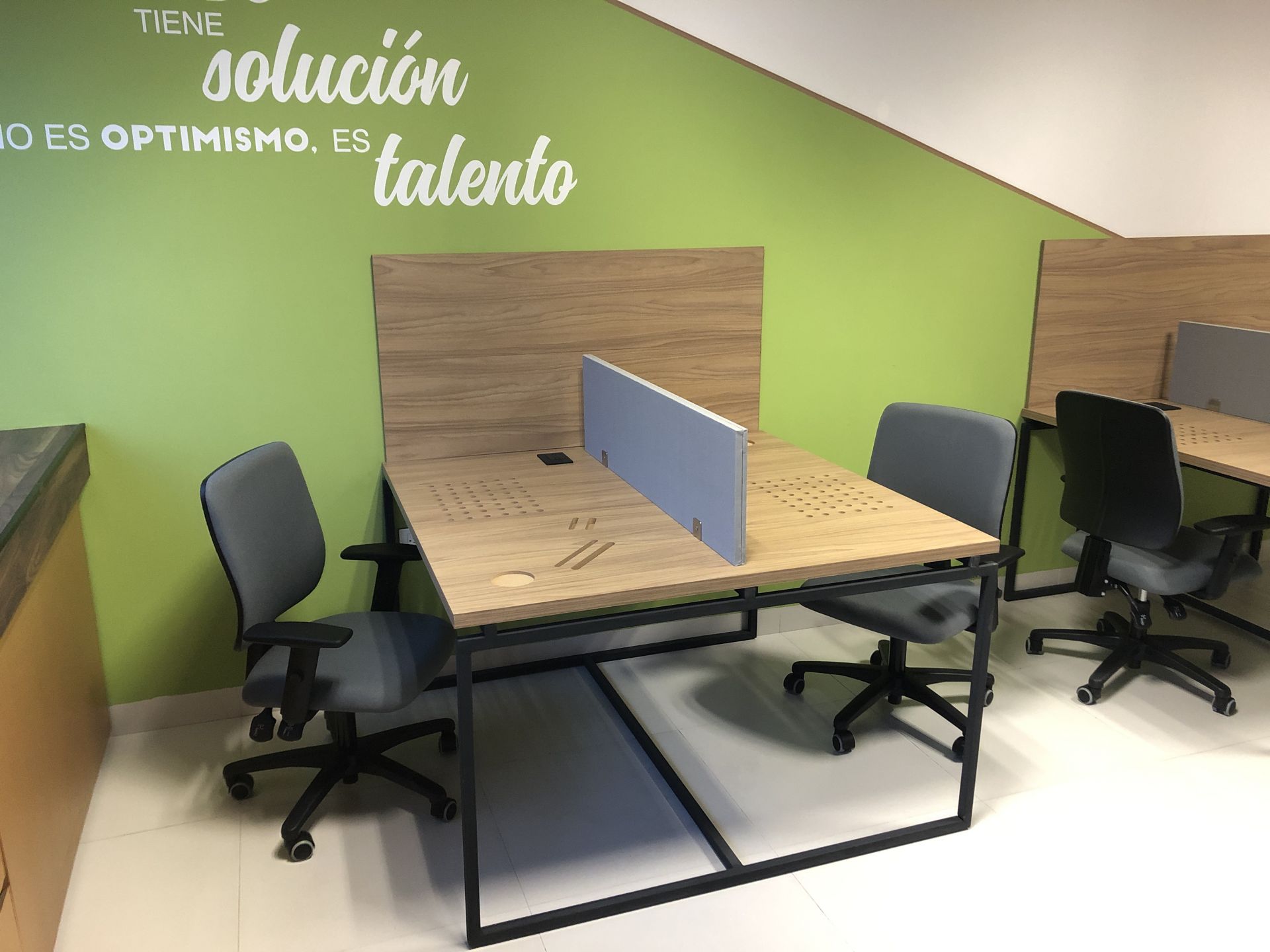 AREA 735 Coworking image 3