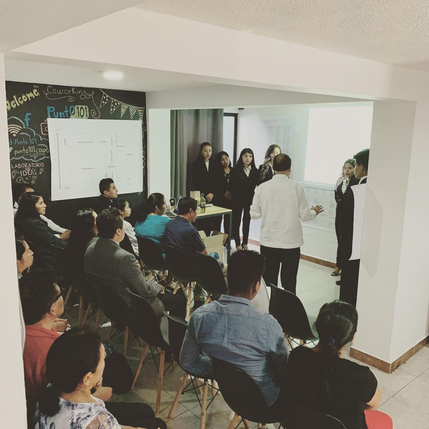 Punto 101 Coworking image 4