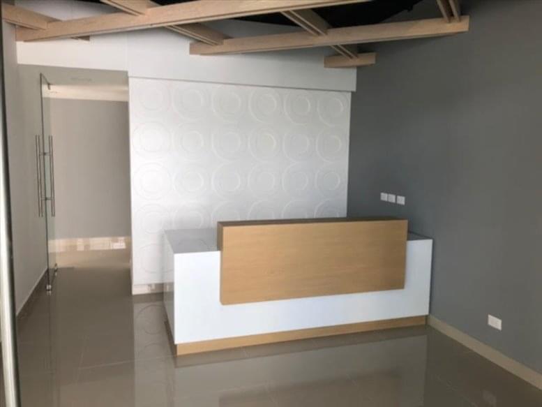 OFICINAS PUNTA 214 image 2