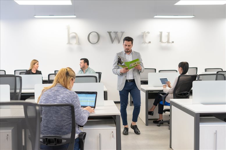 Centro de negocios Avanti Explanada image 4