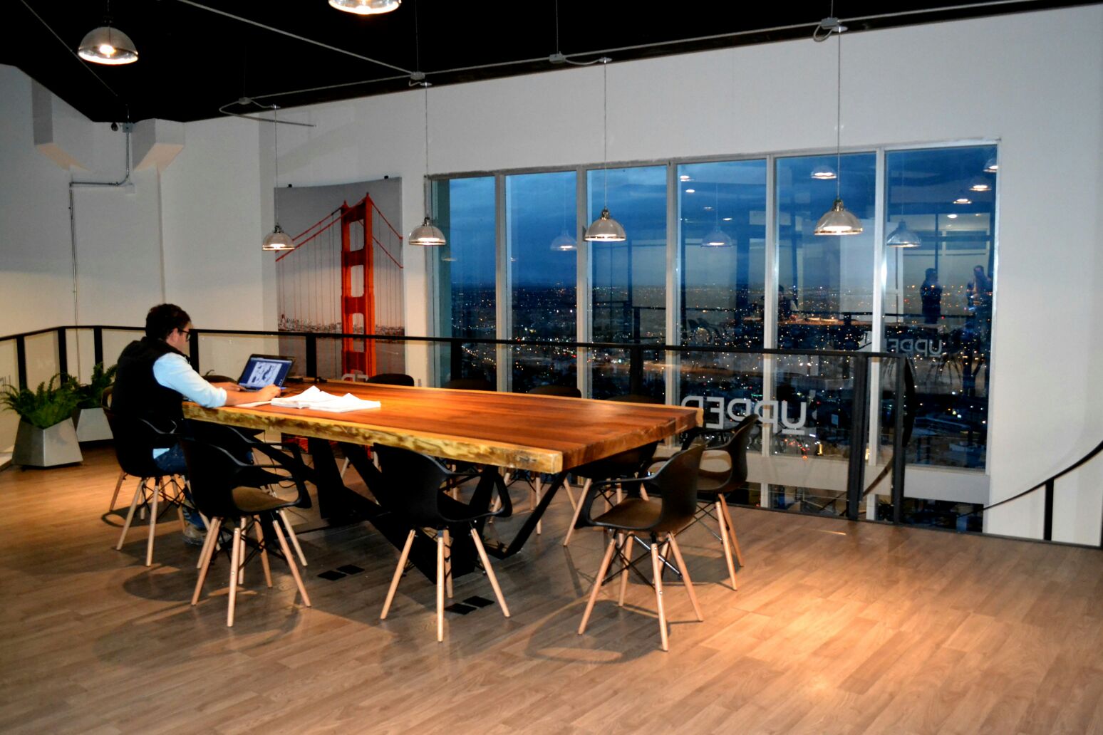 UPPER OFFICES BY GRUPO JV image 2