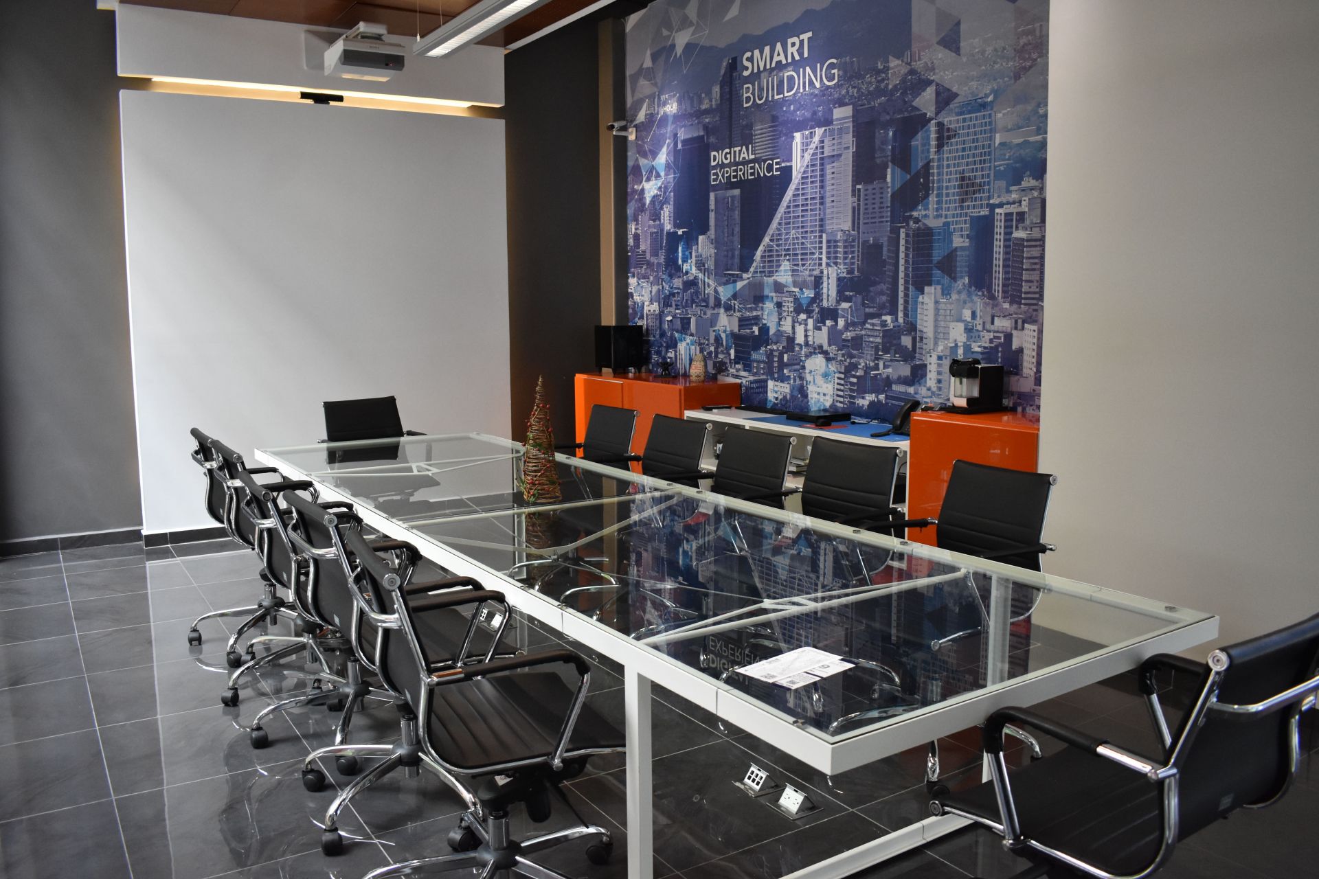 El 27 Coworking image 3