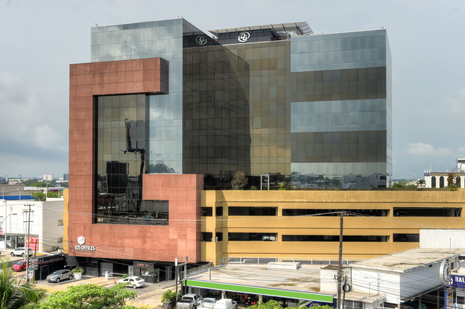 IOS OFFICES VILLAHERMOSA image 2