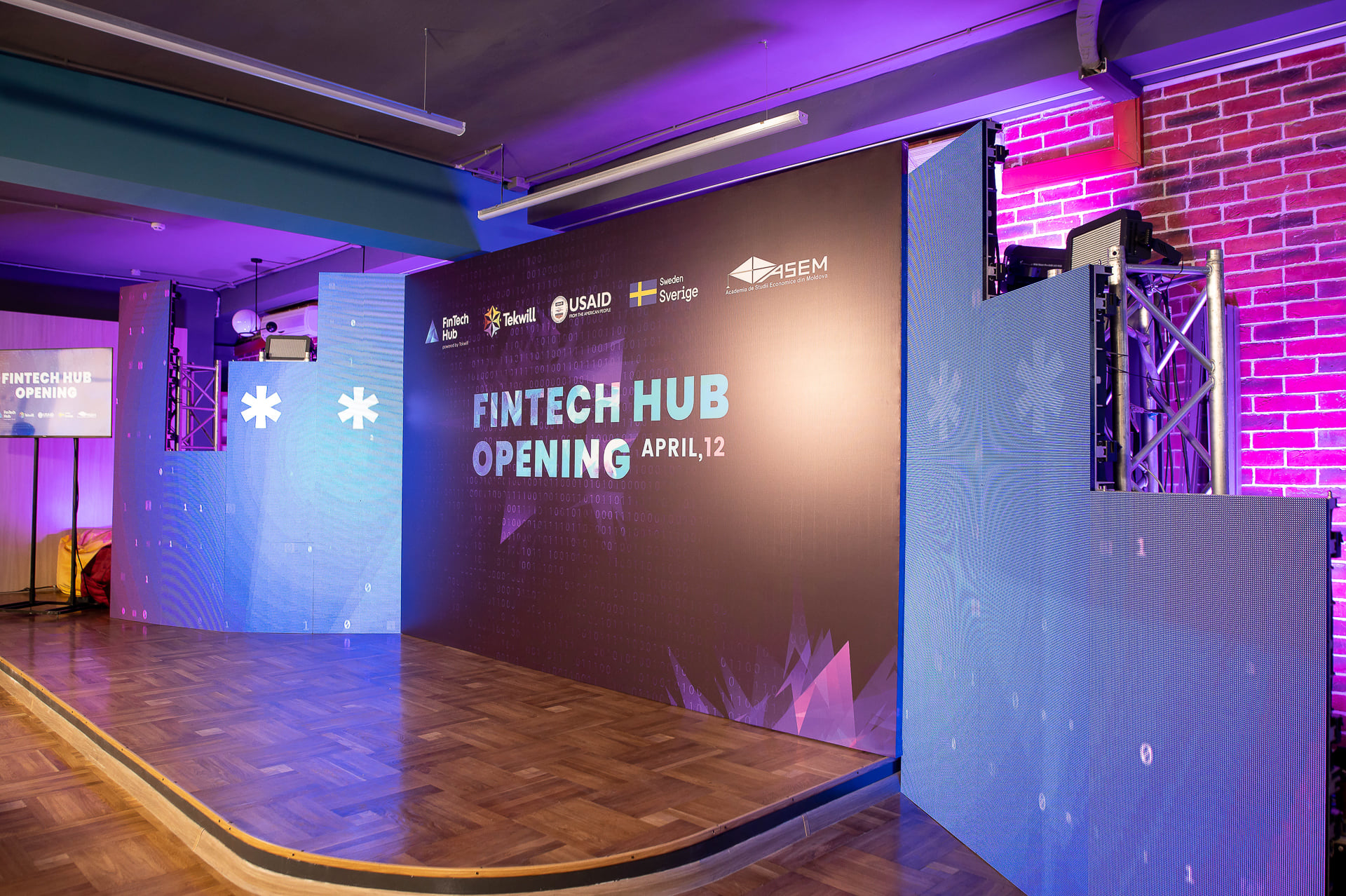 Fintech Hub image 4