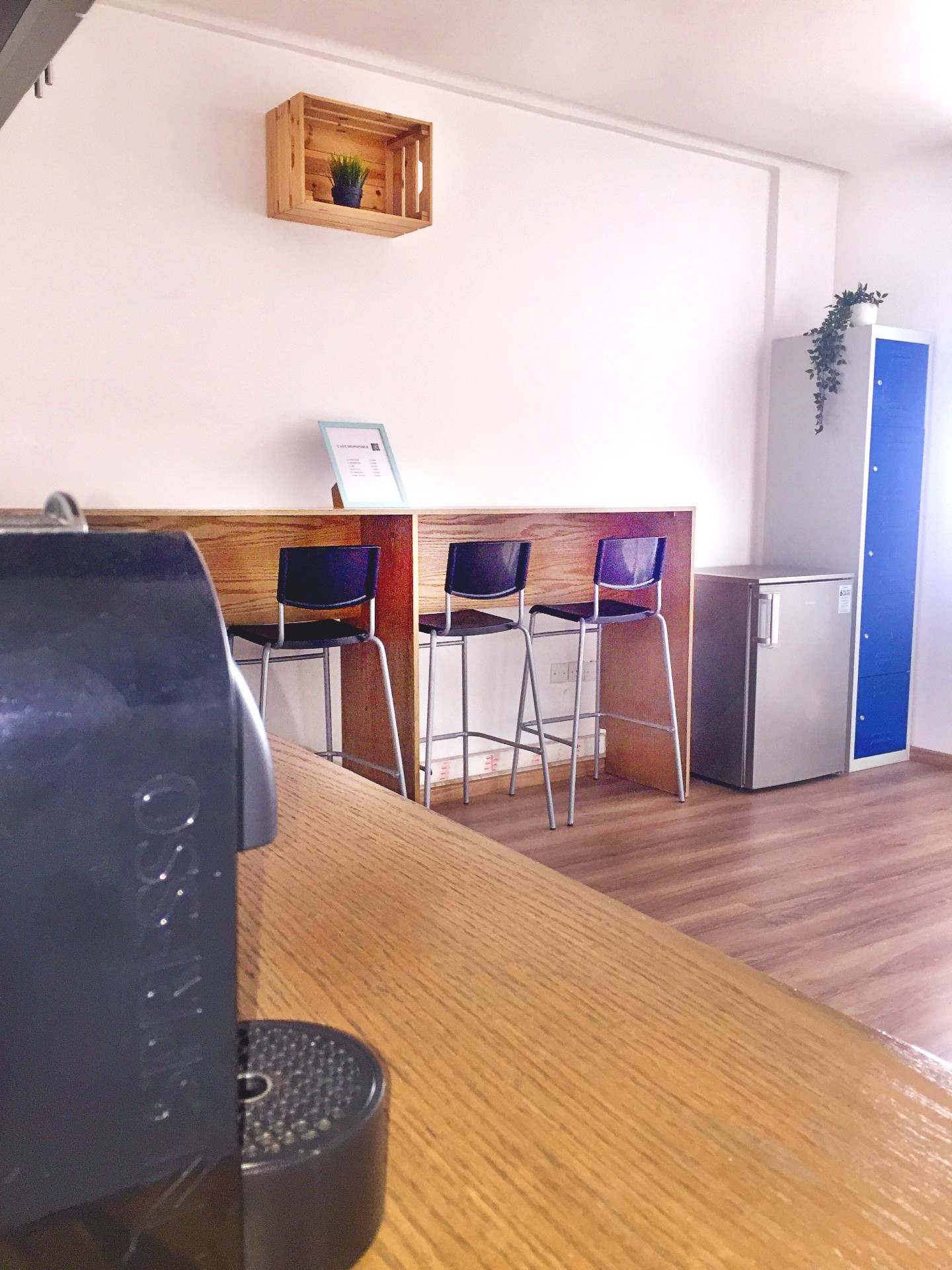 MyDesk Business Center image 3