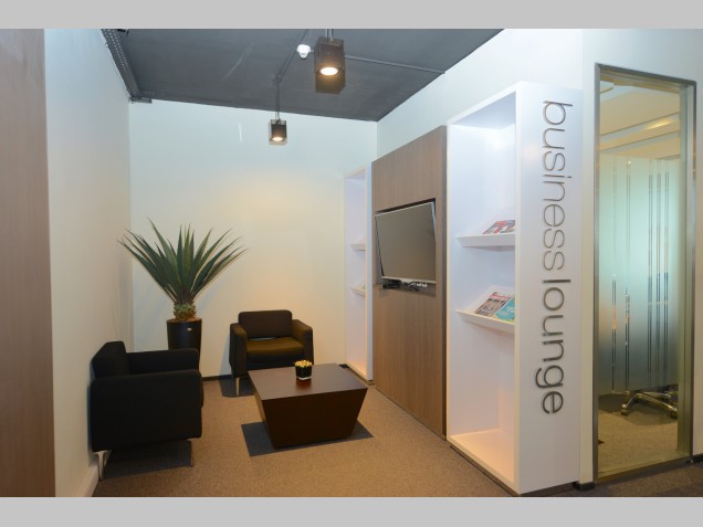 Regus Marina image 3