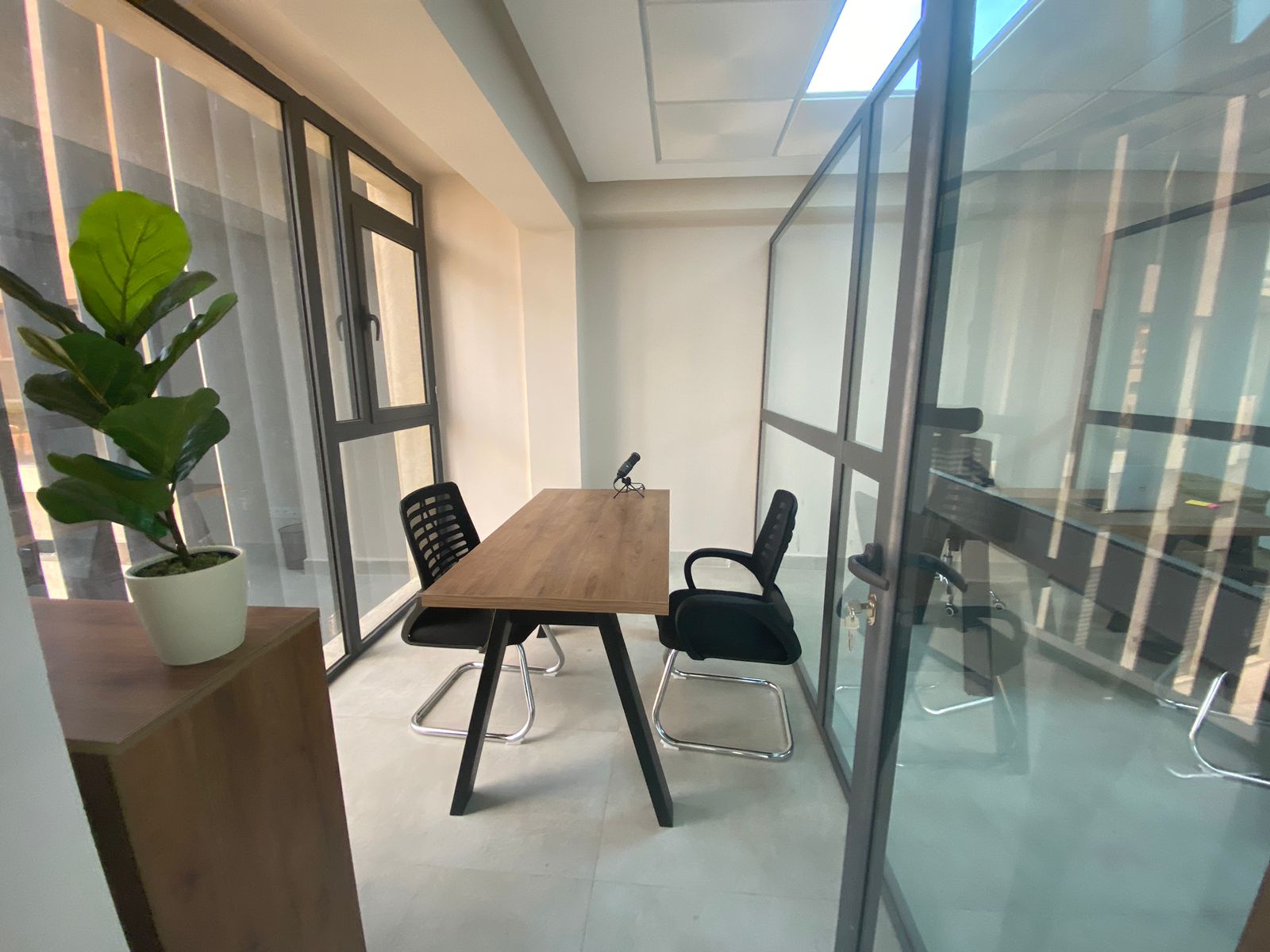 Cowork in Majorelle image 2