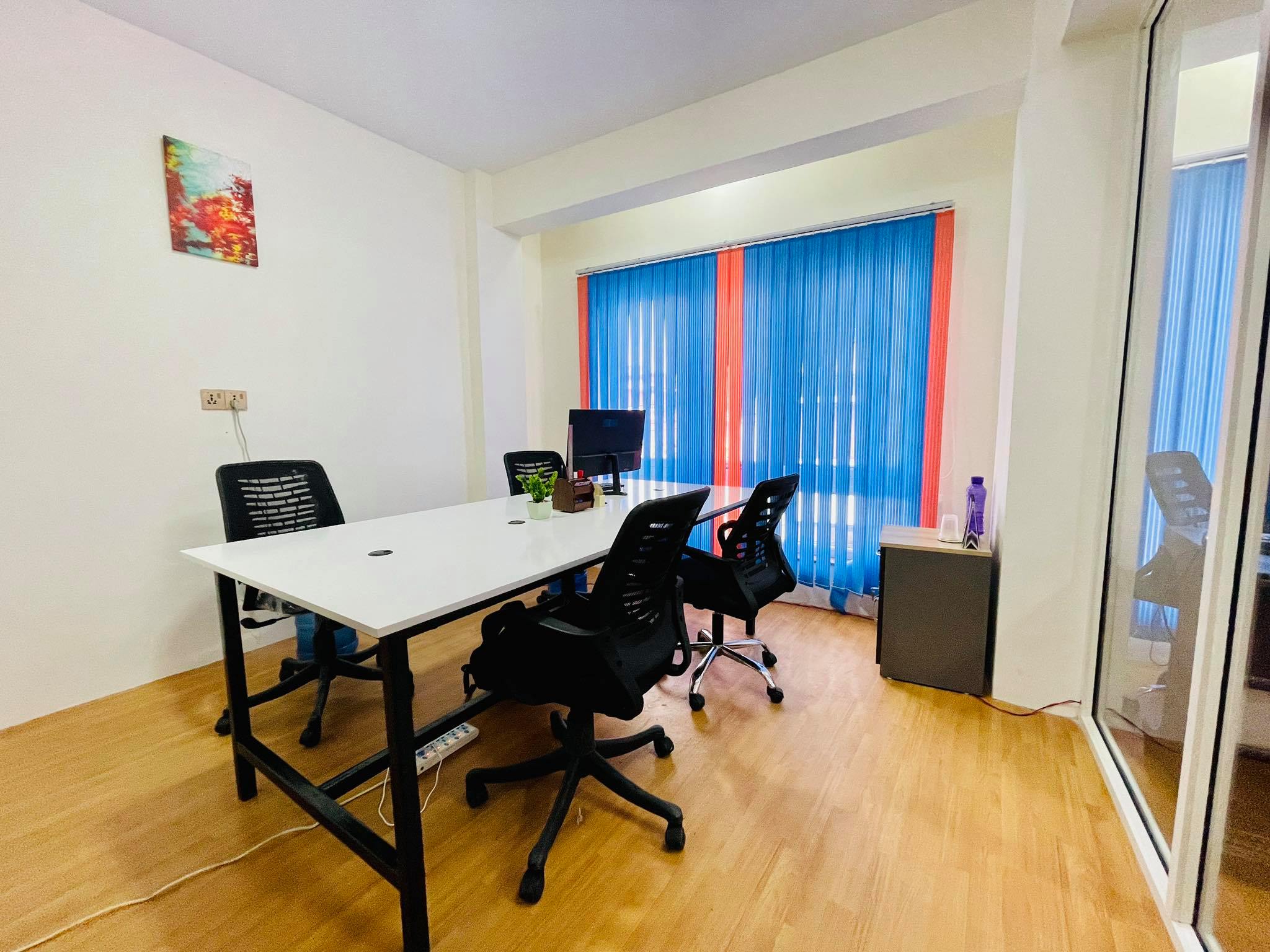 Zillicom Desk image 3