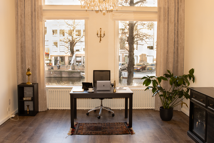 Amsterdam Desk Company image 2