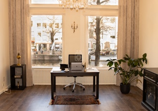 Amsterdam Desk Company image 2