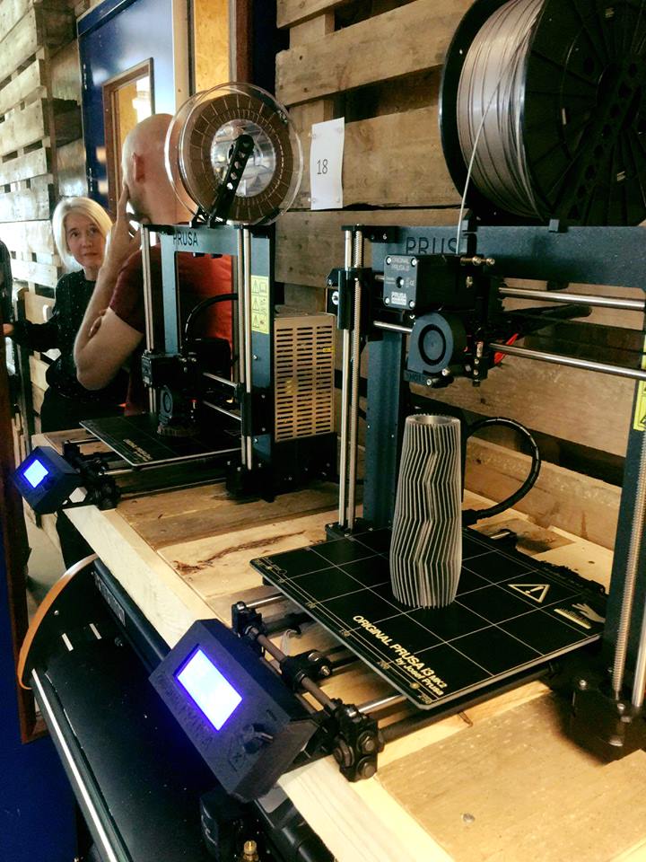 Contact Amsterdam image 5