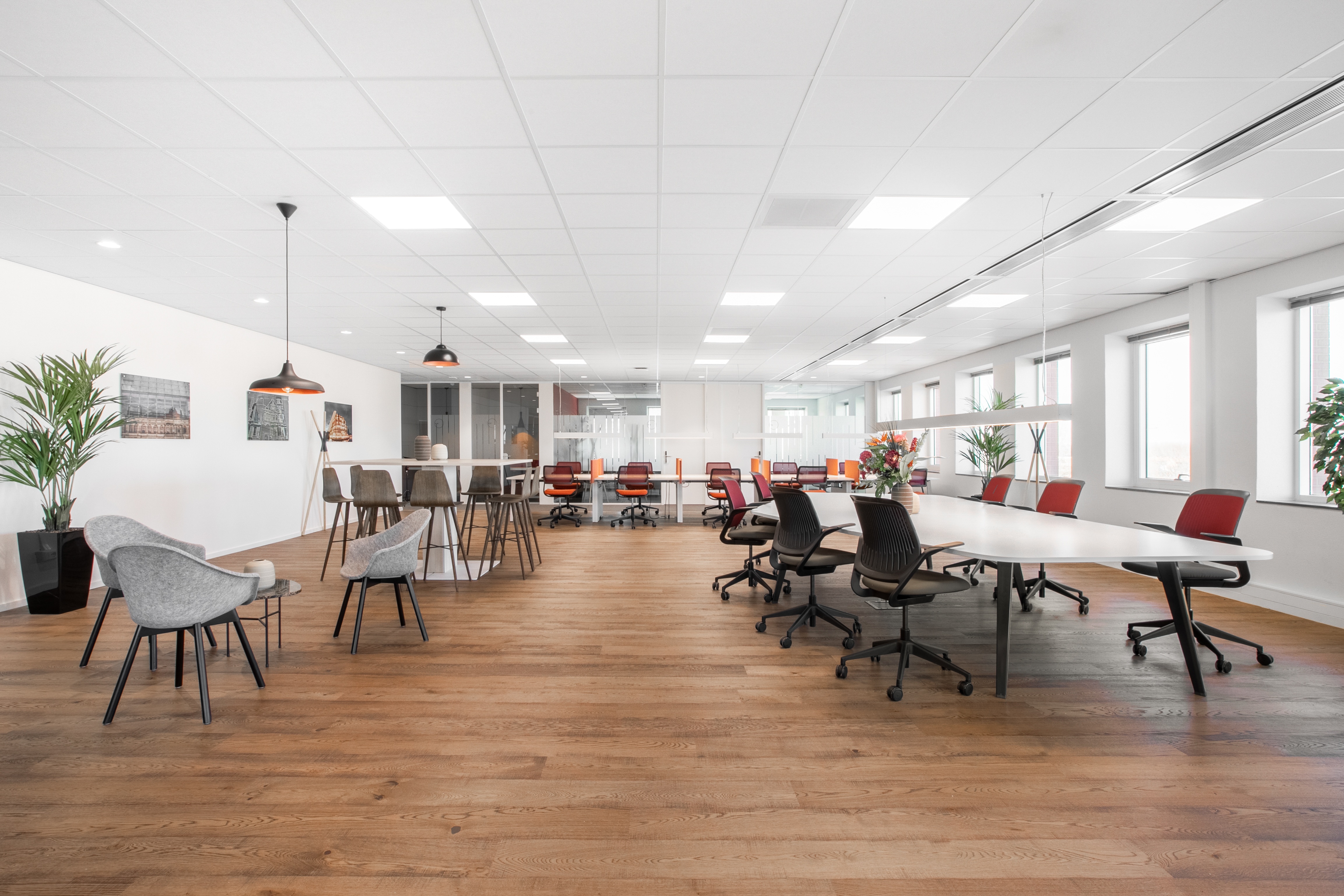 Regus - Amsterdam, Queens Tower image 5