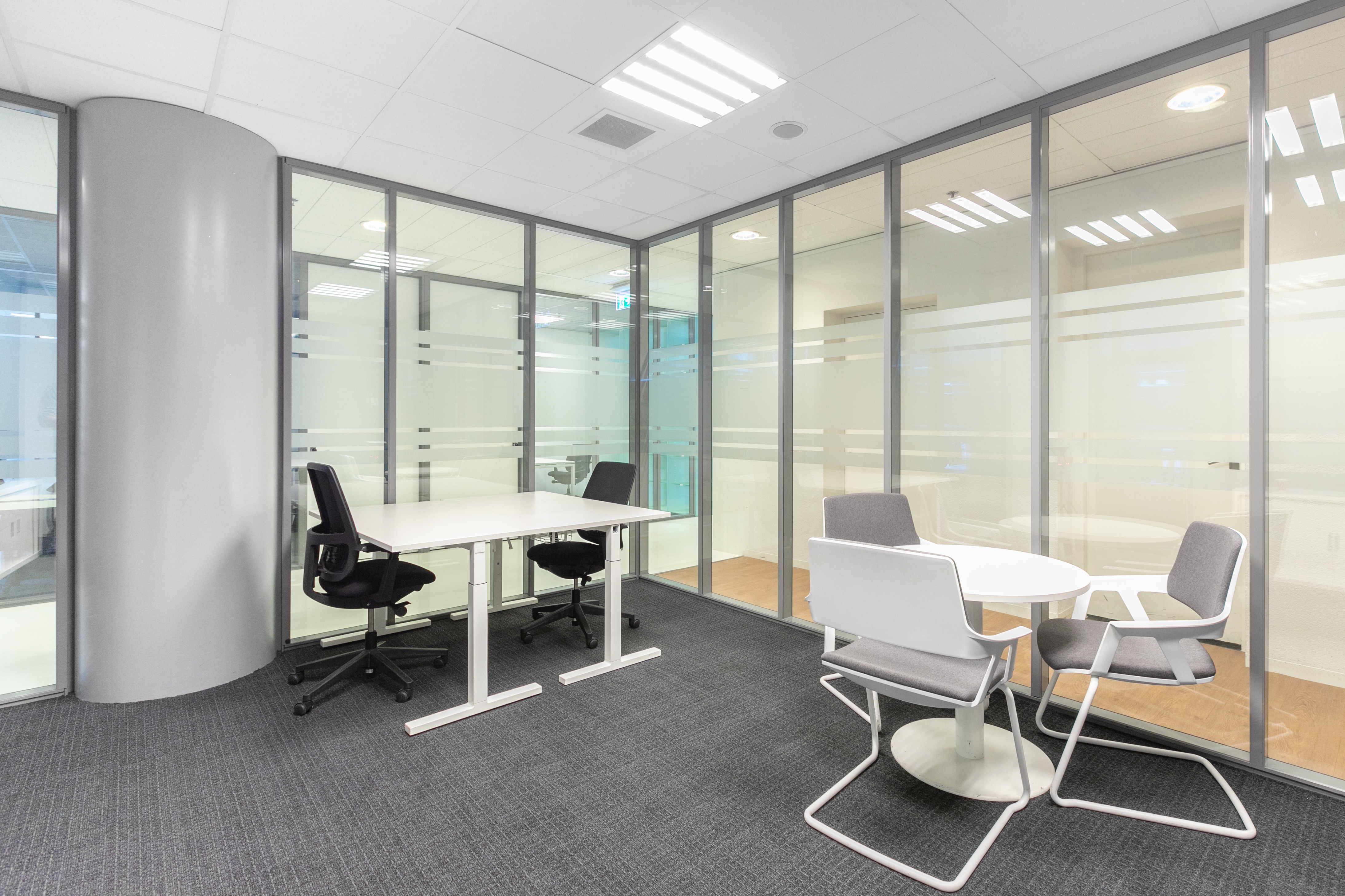 Regus - Amsterdam, Vinoly image 4