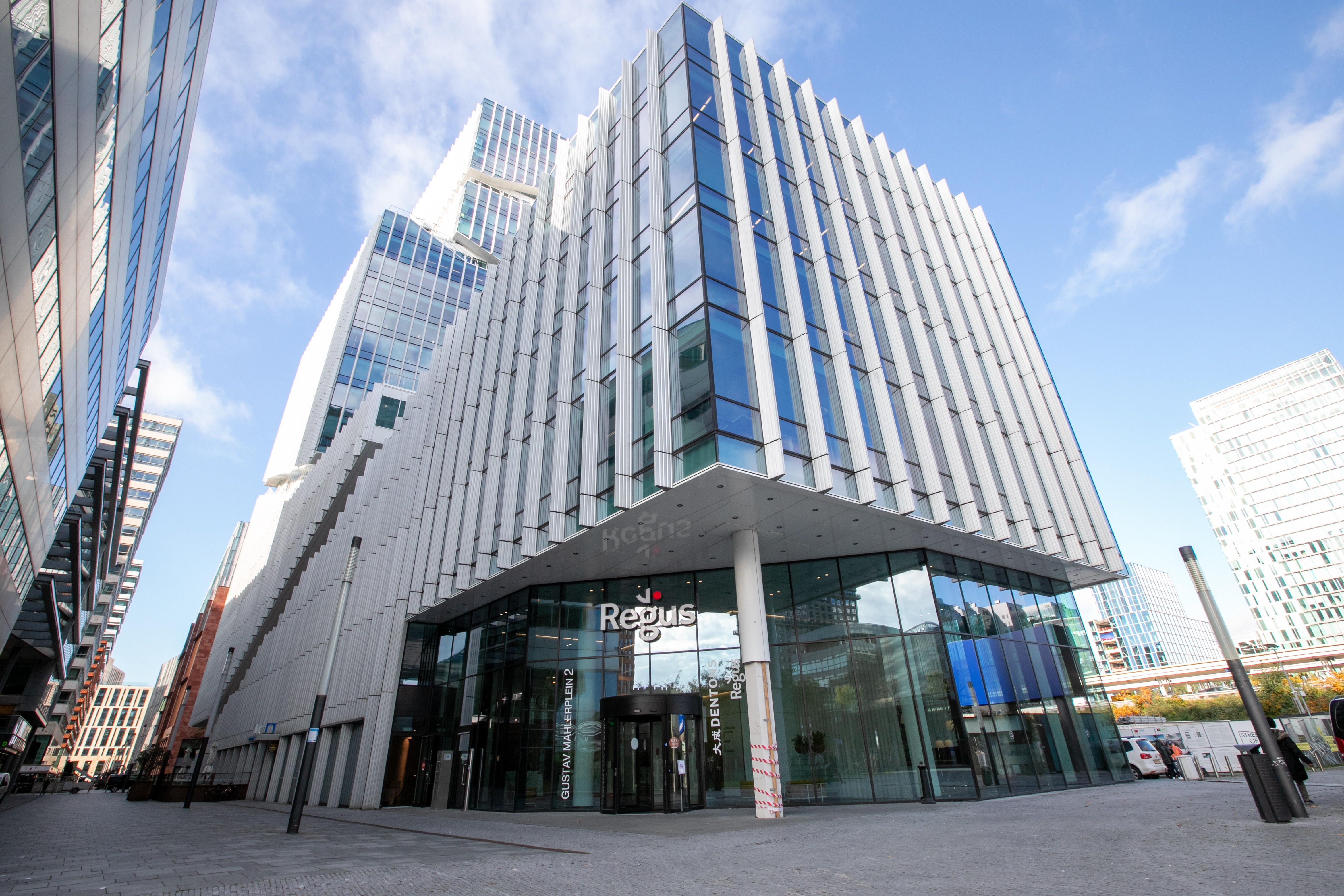 Regus - Amsterdam, Vinoly image 1