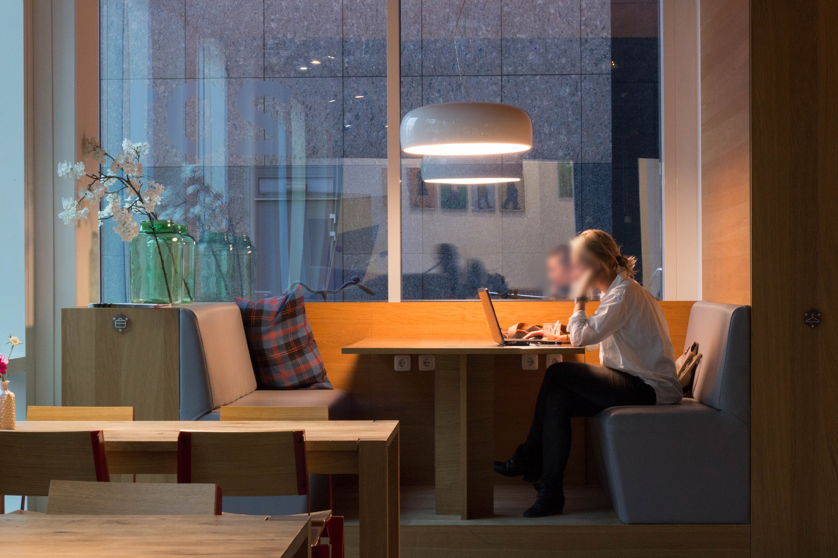 Spaces - Amsterdam, Spaces Zuidas I image 4