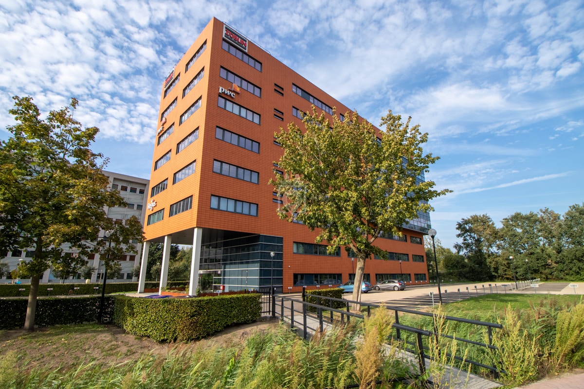 coworking space on regus breda lage mosten a breda book online coworker