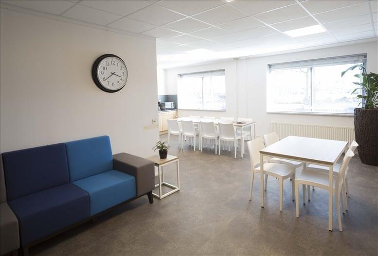 Place for Bizz image 5