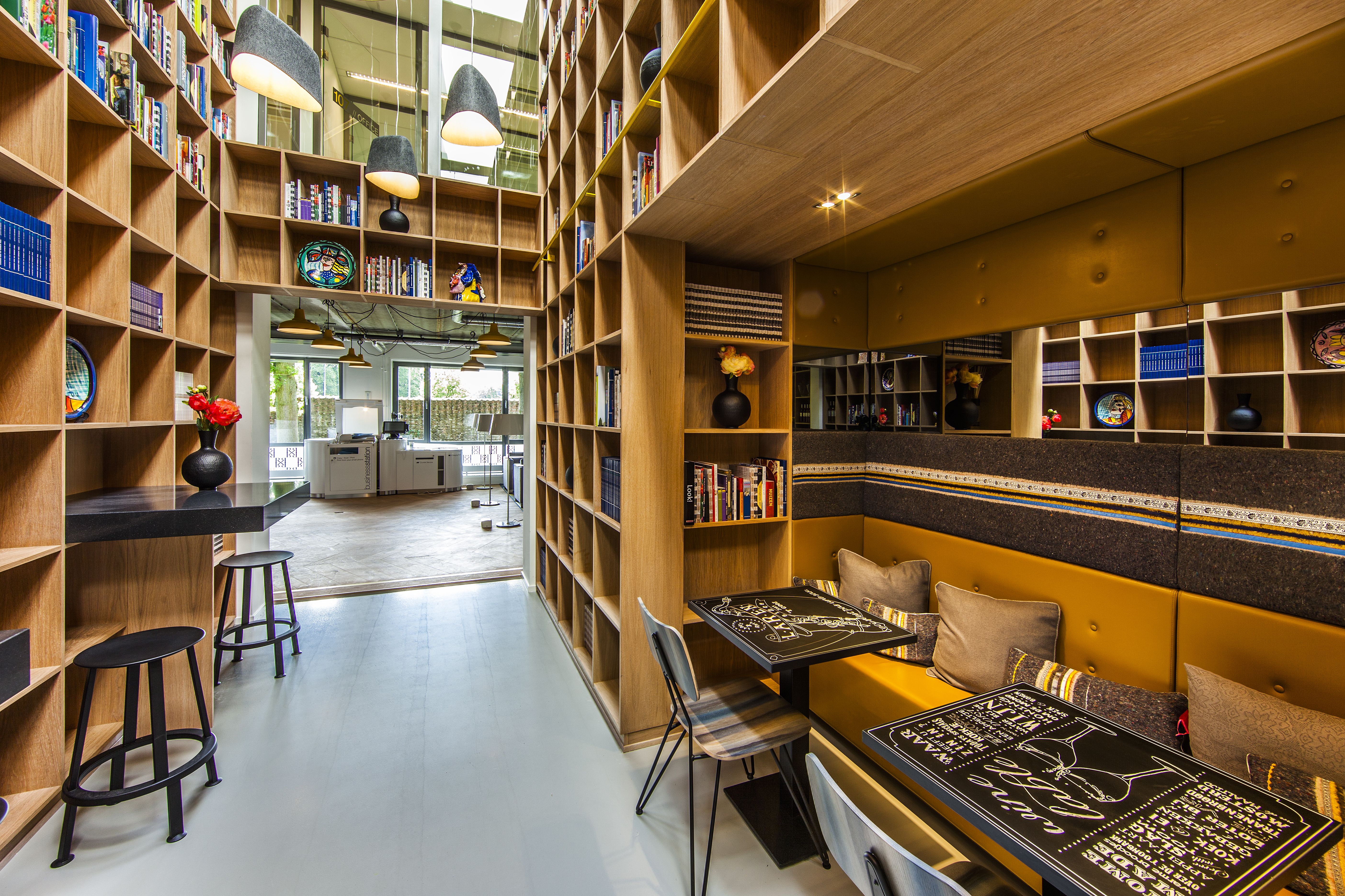 Regus - Laren image 5