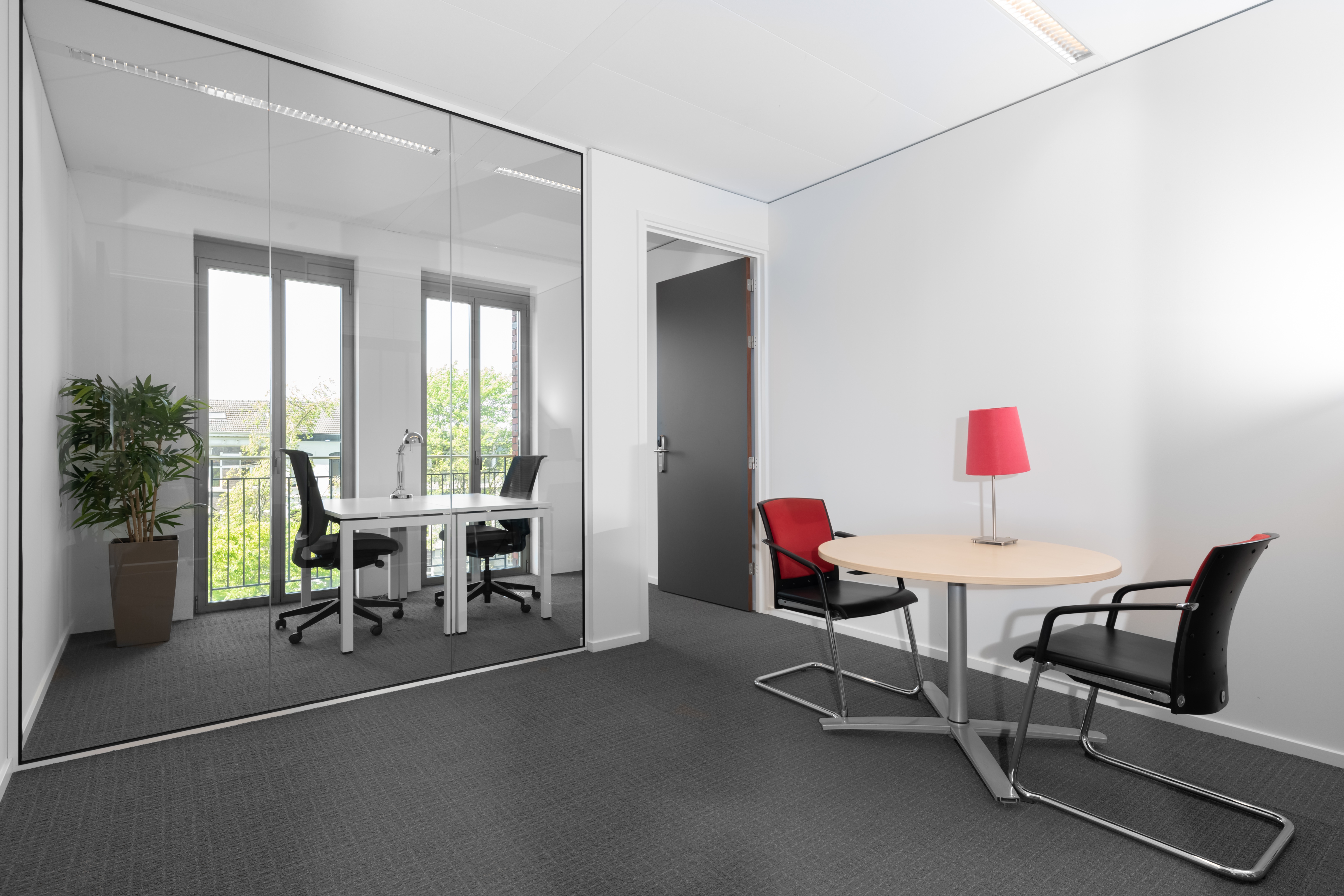 Regus - Maastricht City Centre image 4