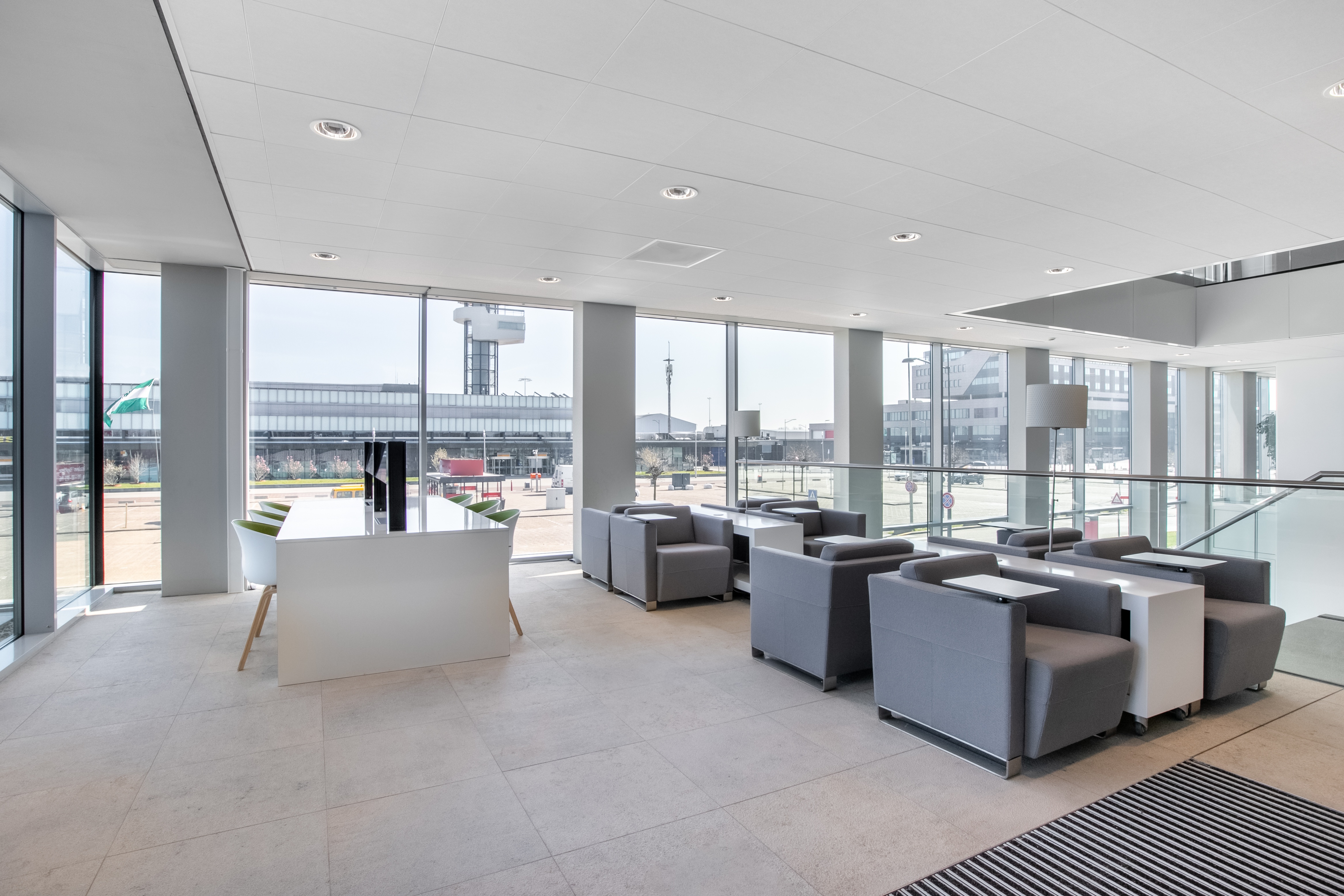 Regus - Rotterdam Airport image 5