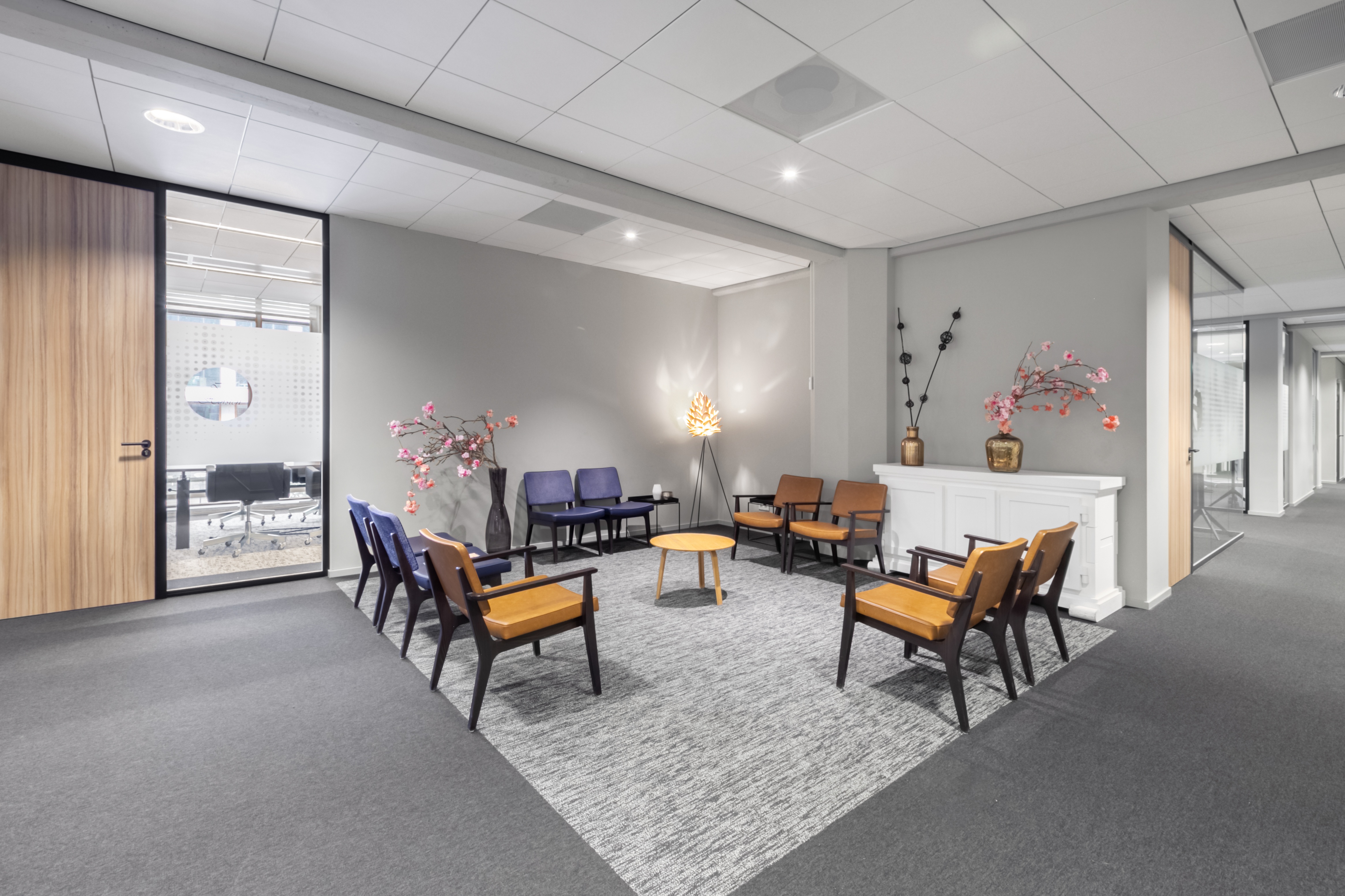 The Office Operators - Rotterdam, Engels Conference Center image 5