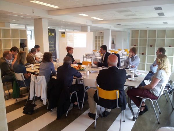 Igluu - Den Haag image 3