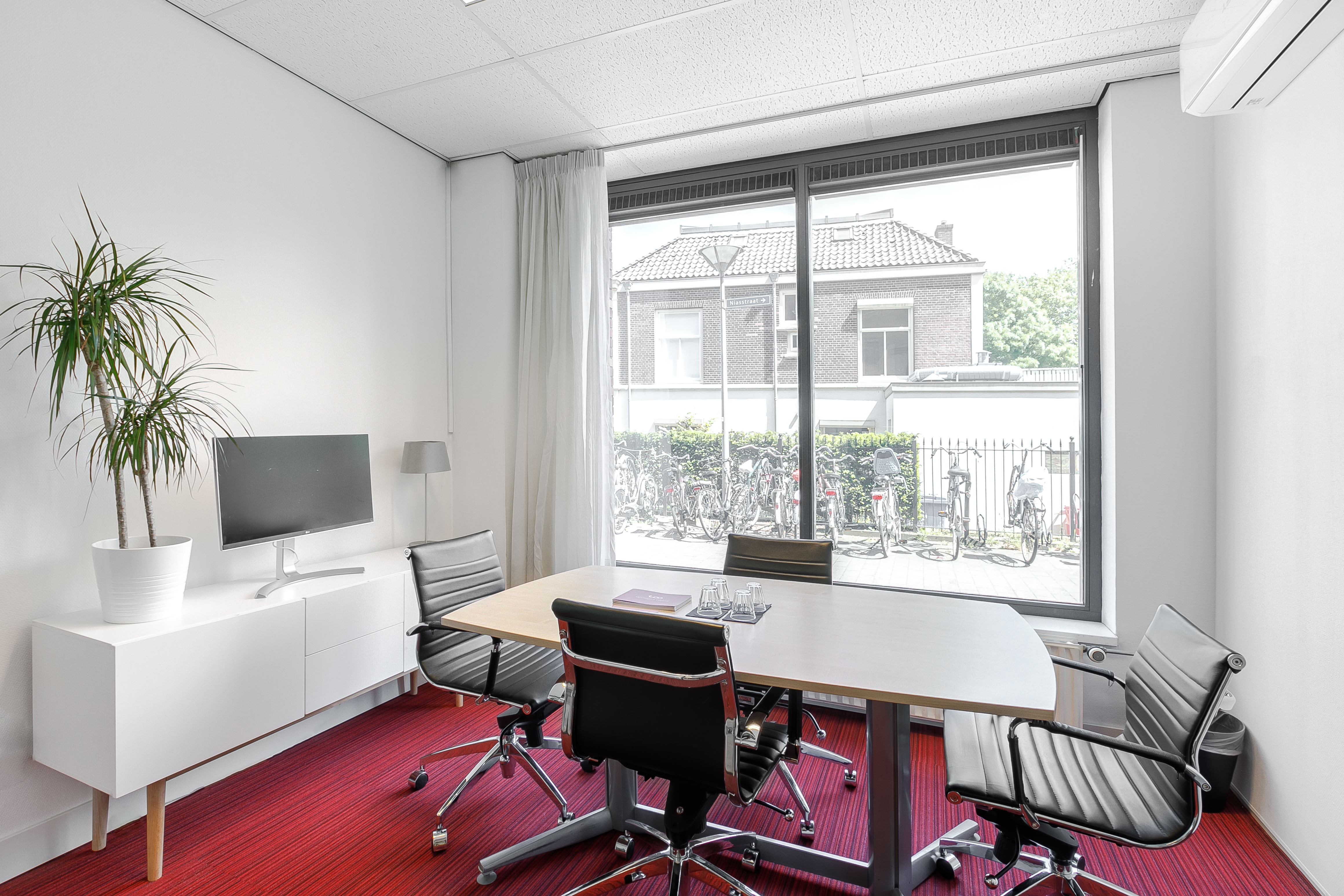 The Office Operators - U-offices image 3