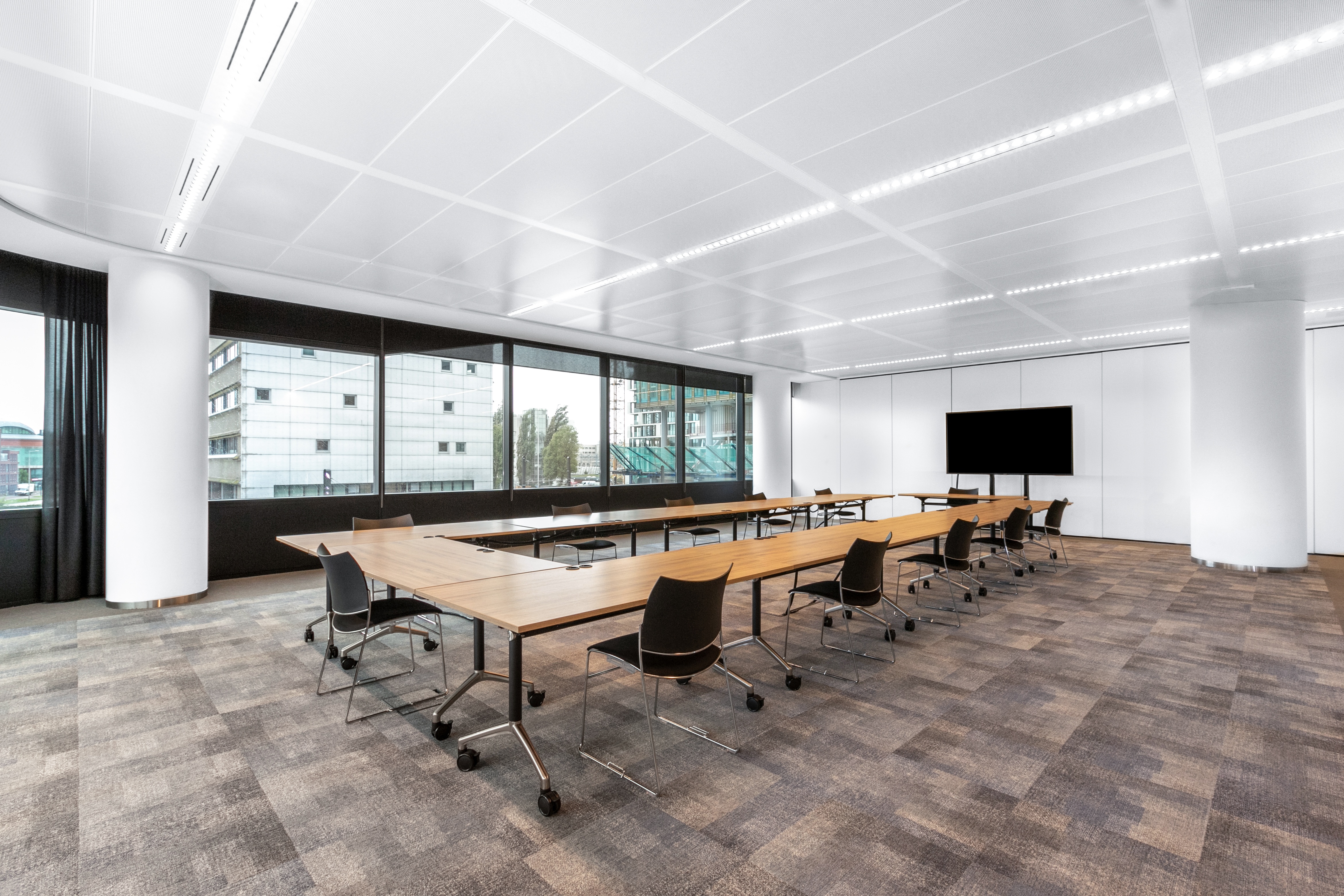 The Office Operators - WTC Utrecht image 4