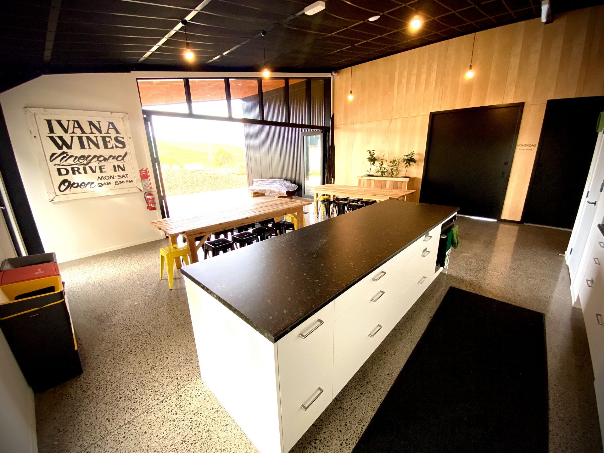 Te Kona - Digital, Business, and Learning Hub image 2