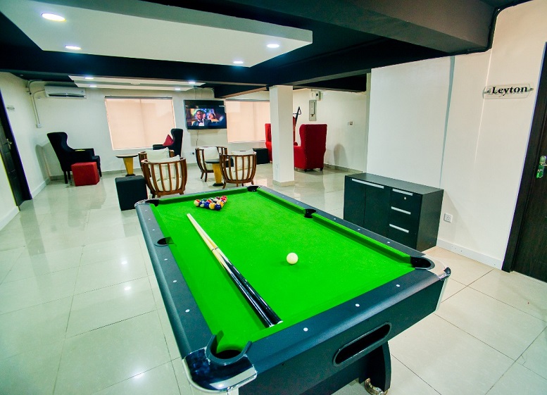 AGOS Executive Business Lounge image 5