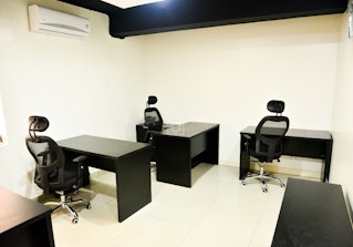 Agos Executive Business Lounge image 2