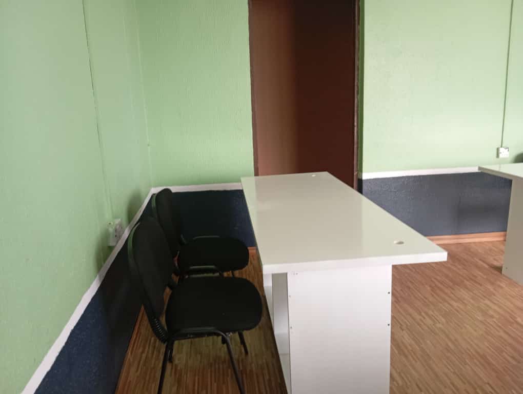 Biggie's Work Space image 2