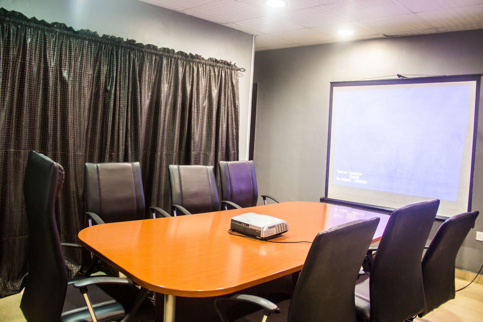 Mark Calthers Co-working Space image 2