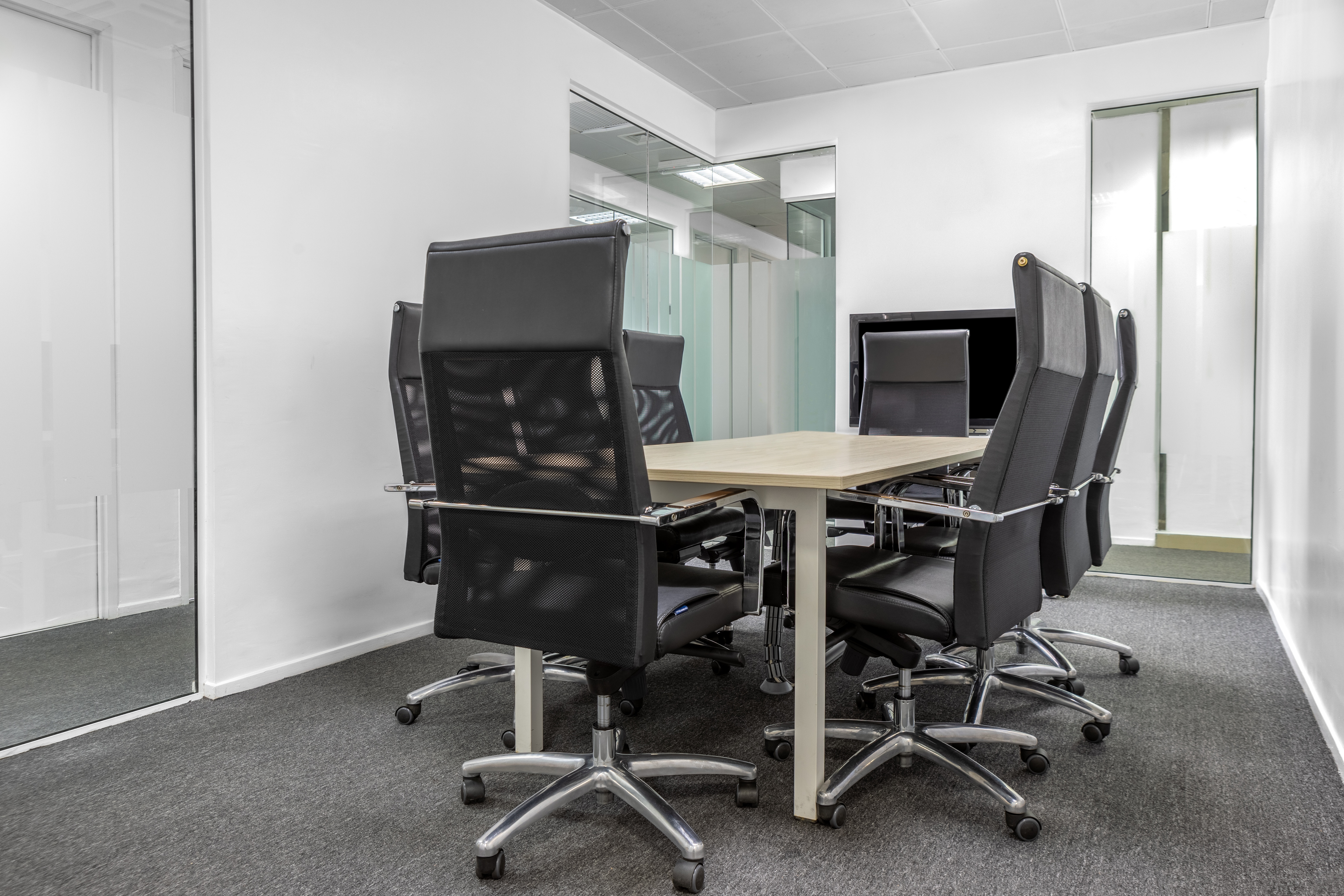 Regus - Lagos, VI Waterfront image 4