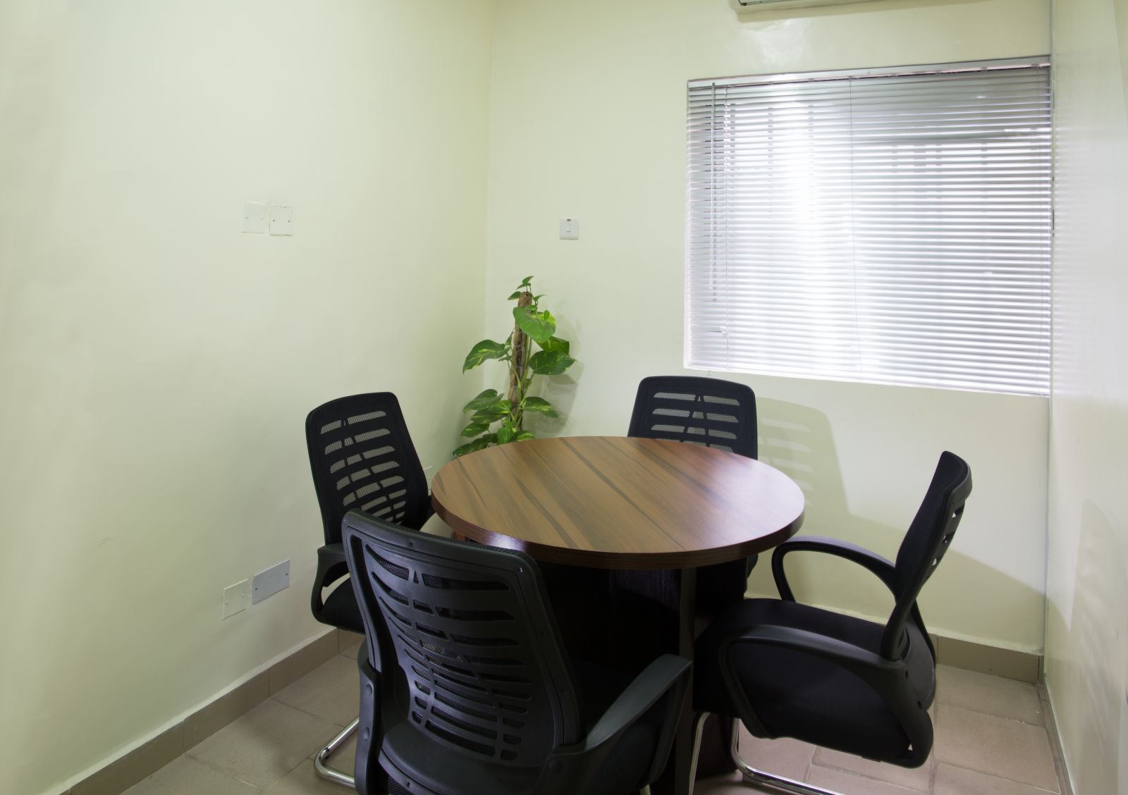 Smart X Business Hub image 2