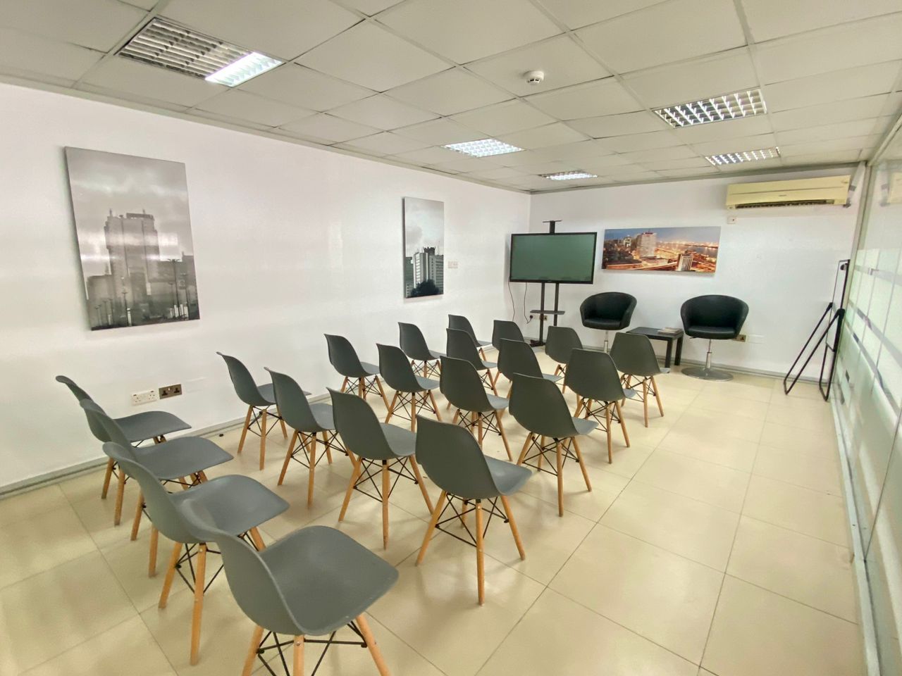 The Square Offices image 2