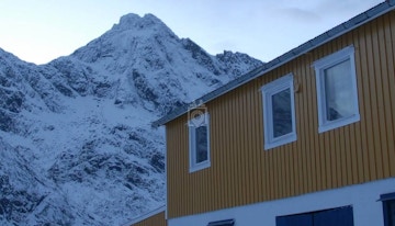 Arctic Coworking Lodge image 1