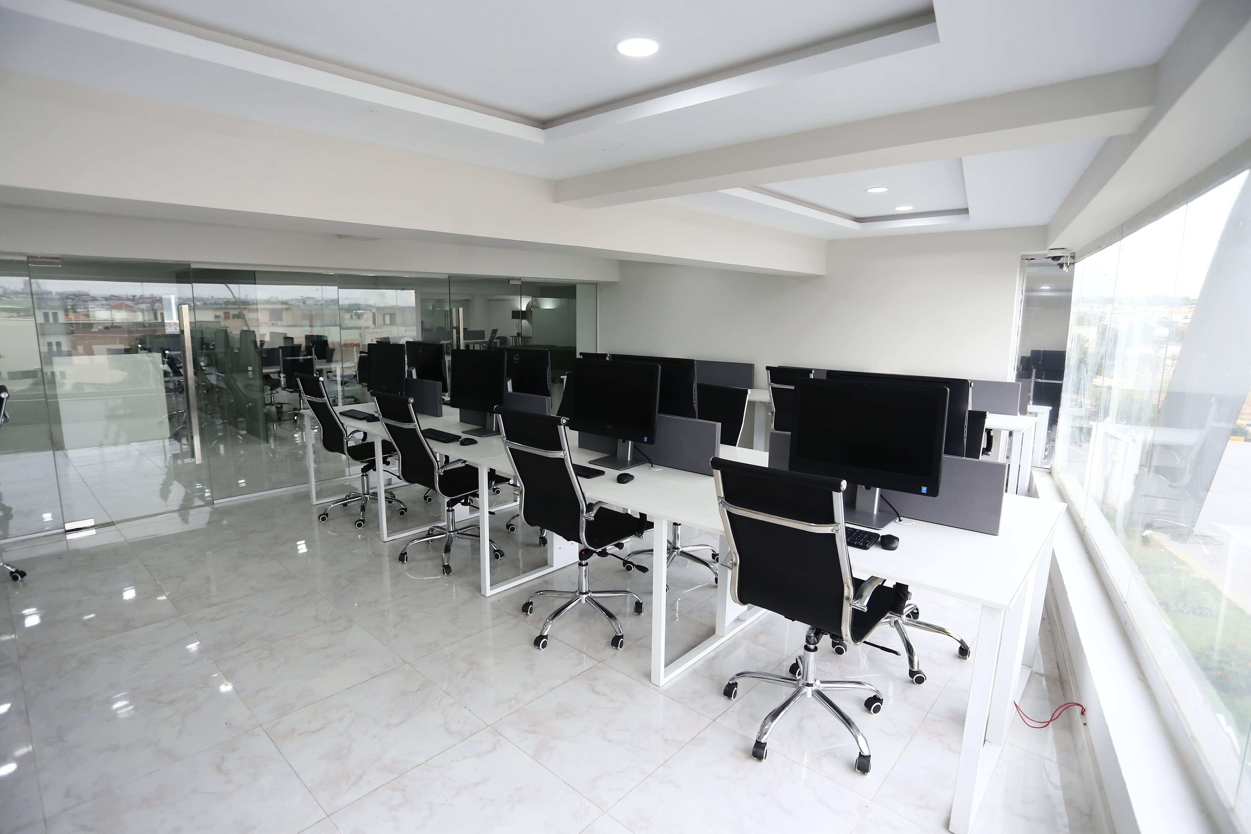 The Intelligent Office, Islamabad Book Online Coworker
