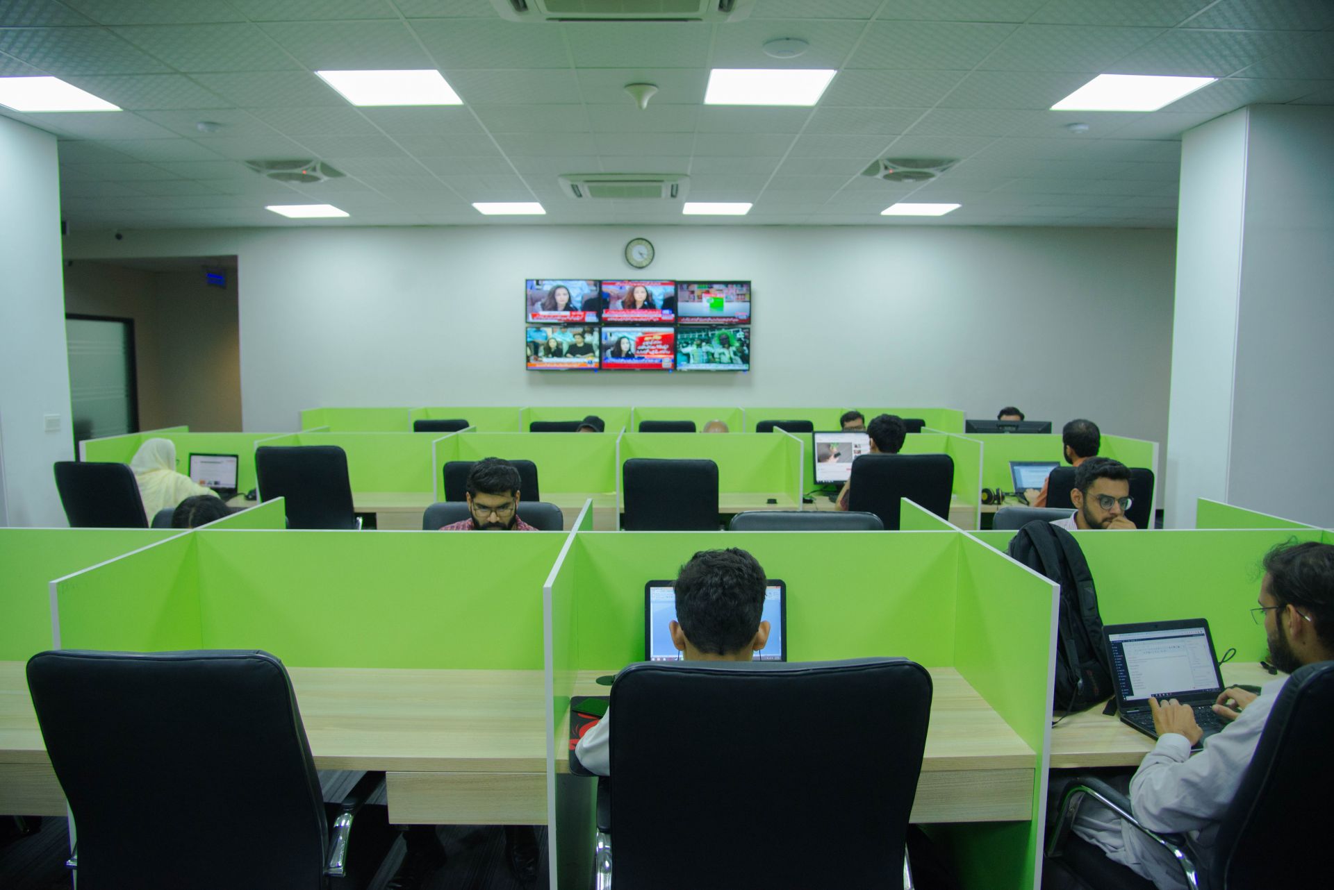 TheDesk Coworking Space image 4