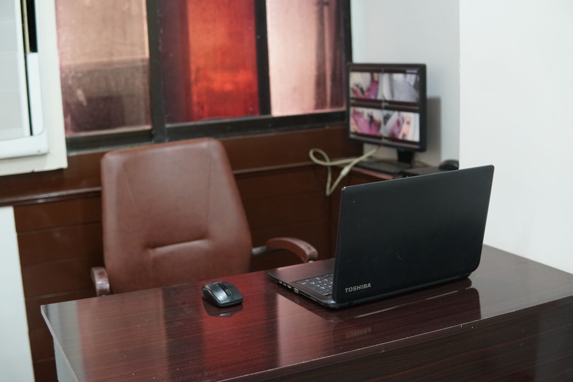 Coworkers.pk image 3