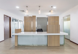 Regus - Karachi, BRR Towers Karachi image 2