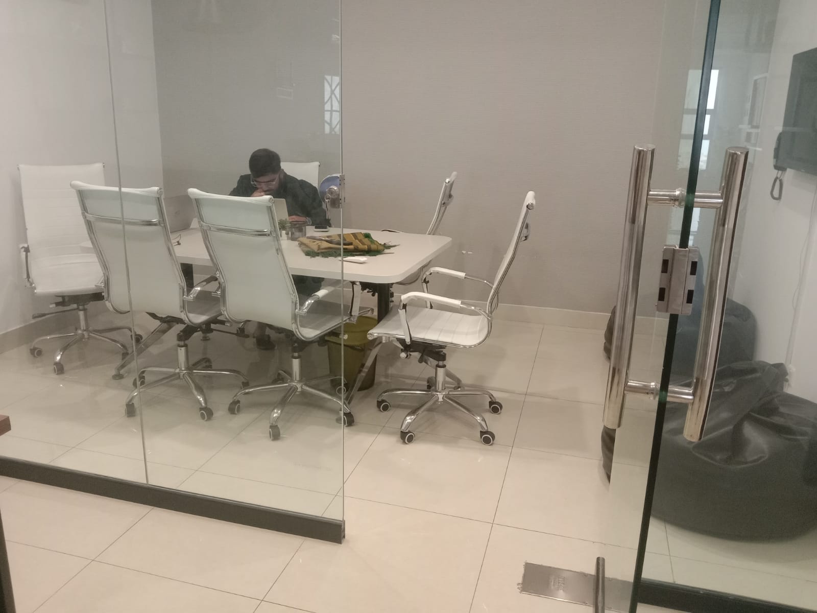 Cloud Co-working image 2